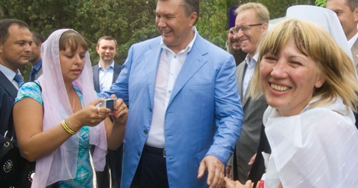 Янукович вважає, що тільки з вірою Україна зможе вийти з кризи. / © Офіційний сайт Президента України