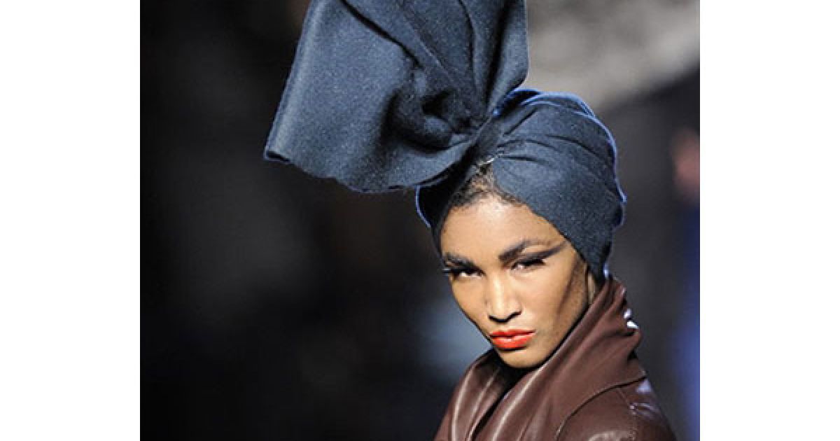 Показ колекції Жан-Поля Готьє сезону осінь-зима 2010/2011 на Тижні високої моди у Парижі / © AFP