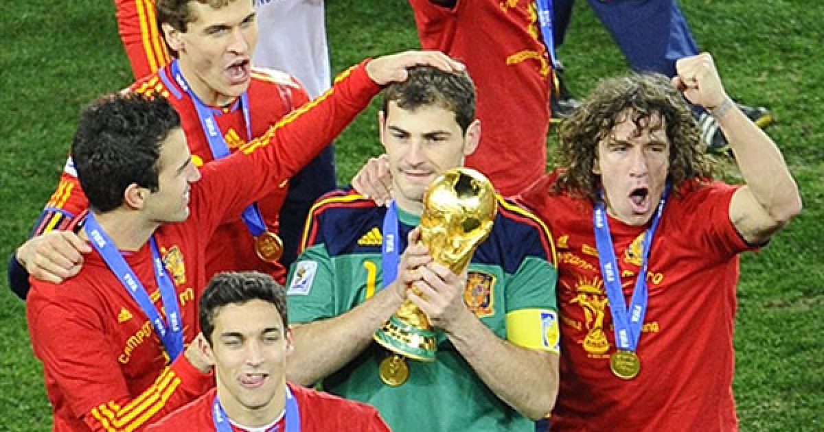 Збірна Іспанії з рахунком 1:0 перемогла Нідерланди у фіналі ЧС-2010 і вперше в історії виграла Кубок світу. / © AFP
