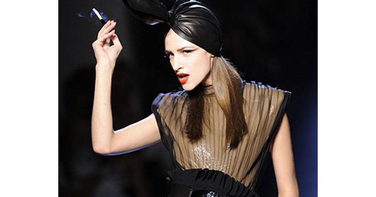 Показ колекції Жан-Поля Готьє сезону осінь-зима 2010/2011 на Тижні високої моди у Парижі / © AFP