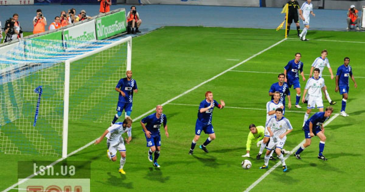У рамках третього кваліфікаційного раунду Ліги чемпіонів "Динамо" обіграло бельгійський "Гент" з рахунком 3:0.