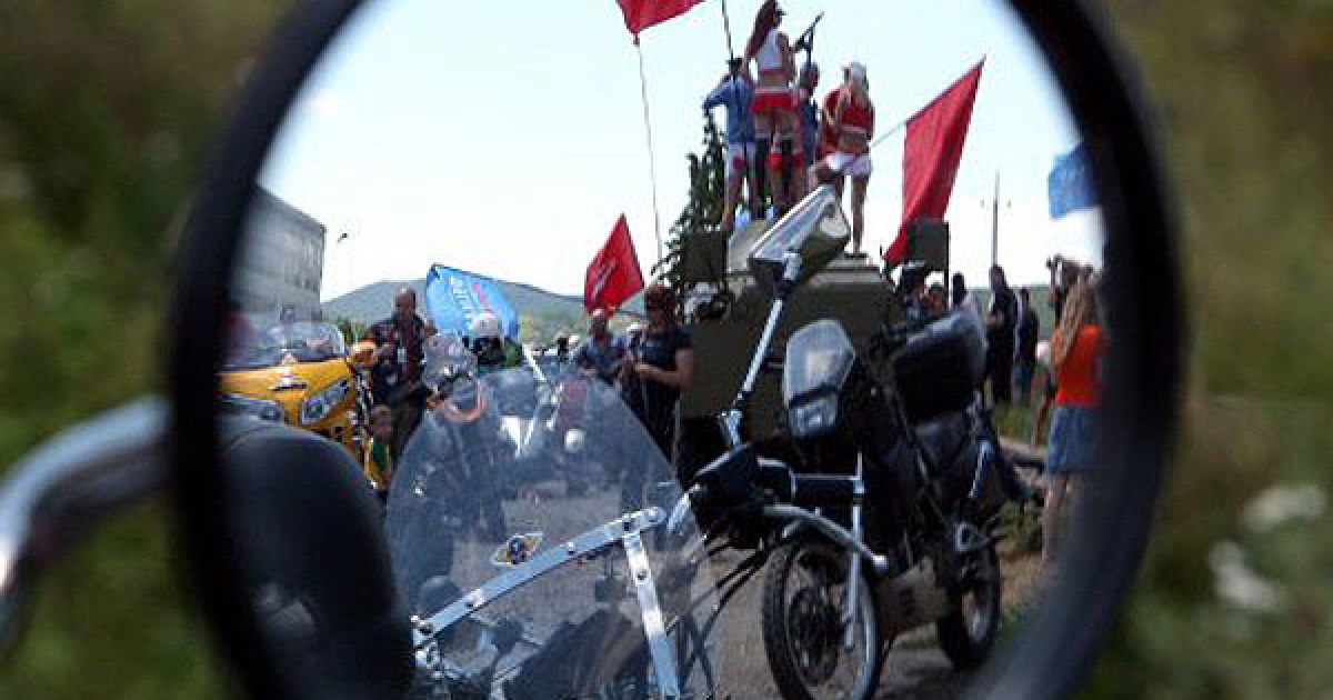 Гості міжнародного байкерського фестивалю "Music Bike Ukraine 2010" в Ужгороді. / © УНІАН