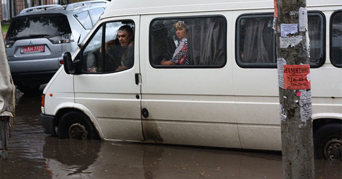 Внаслідок буревію на Дніпропетровщині загинула щонайменше одна людина. / © gorod.dp.ua