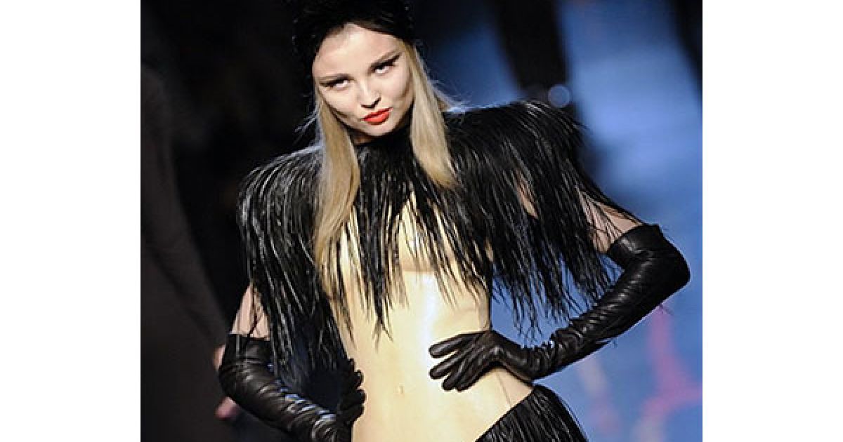 Показ колекції Жан-Поля Готьє сезону осінь-зима 2010/2011 на Тижні високої моди у Парижі / © AFP