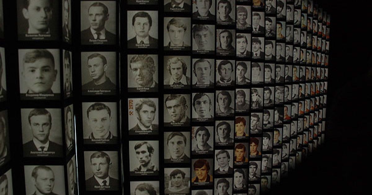 Фотографії всіх гравців, які виступали у складі ФК "Шахтар" / © ФК "Шахтар"