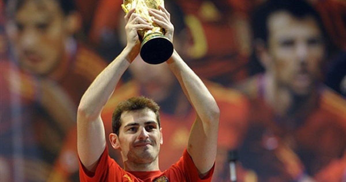 Капітан і голкіпер збірної Іспанії з футболу Ікер Касільяс, який був визнаний найкращим воротарем ЧС-2010. / © AFP