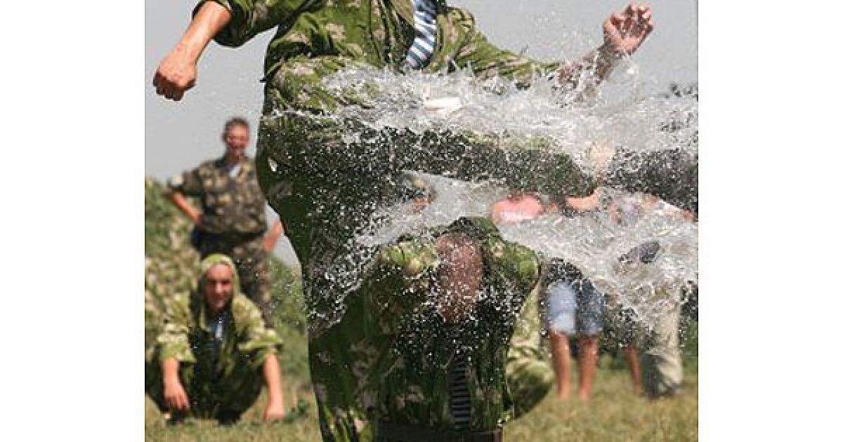 2 серпня десантники відзначили День повітряно-десантних військ / © УНІАН