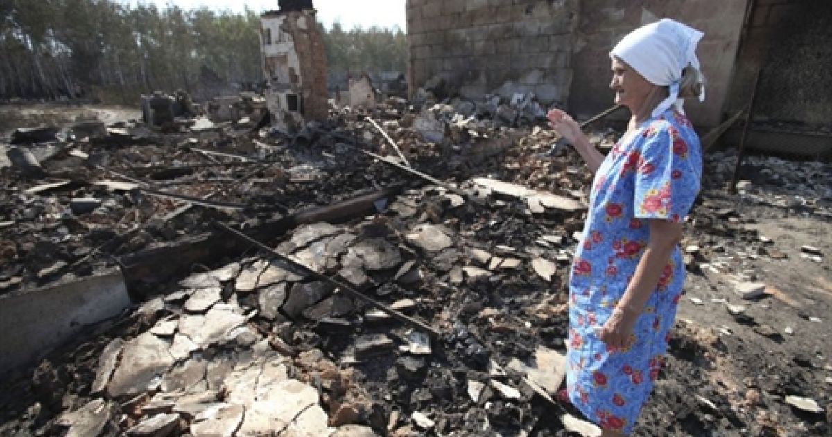 У той же час деякі люди намагаються збагатитися, користуючись важкою ситуацією: в районах, постраждалих від пожеж, з&#039;явилися мародери і палії. / © AFP