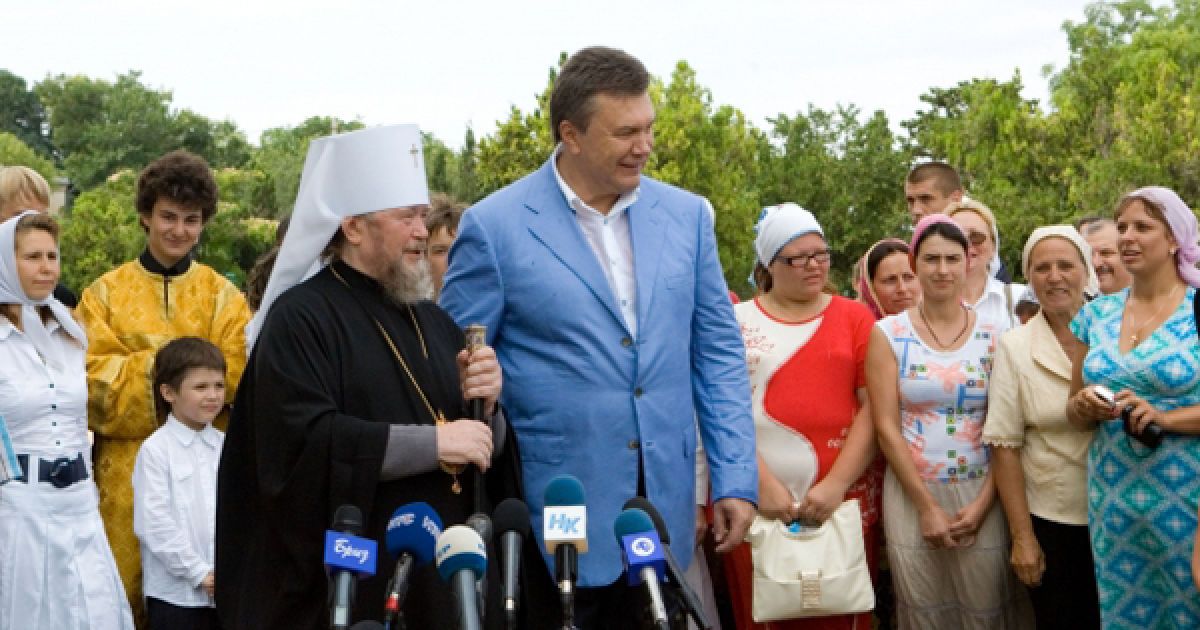 Під час звернення до присутніх Віктор Янукович наголосив, що шлях до процвітання пролягає не лише через економічне зростання, але й через злагоду у суспільстві, запорукою якої є віра. / © Офіційний сайт Президента України