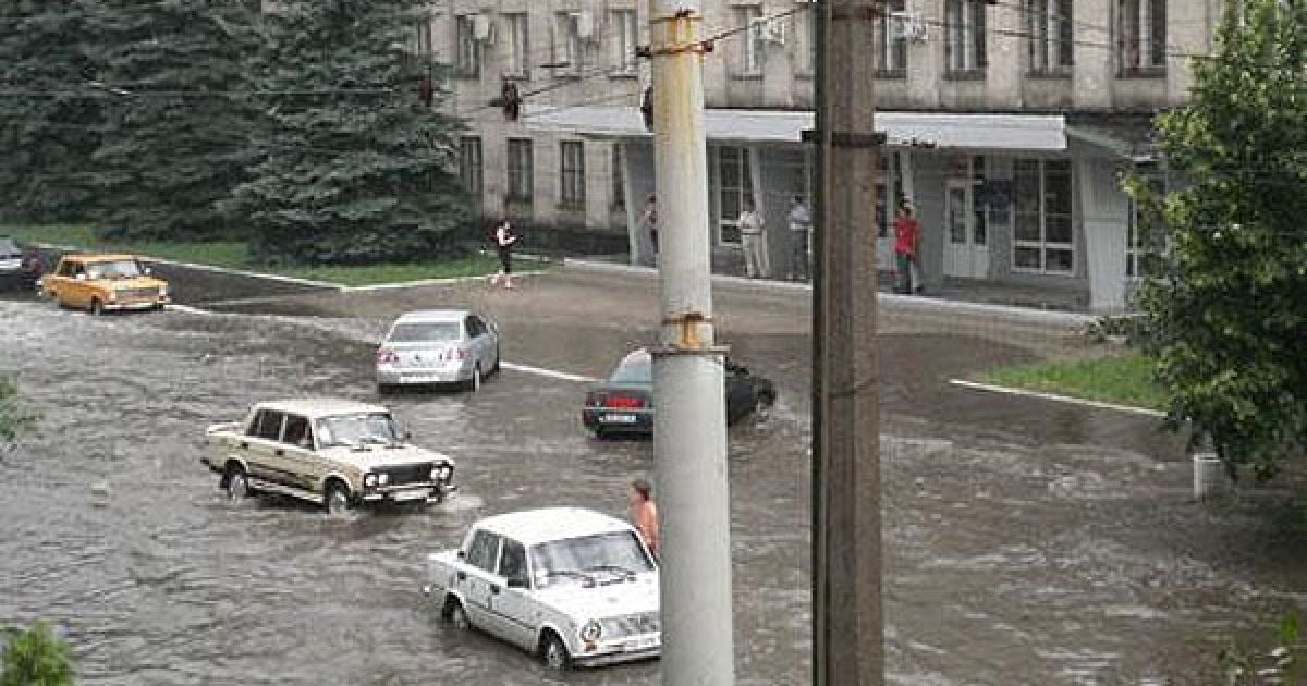 В місті був значно ускладнений рух транспорту. / © PHL.com.ua