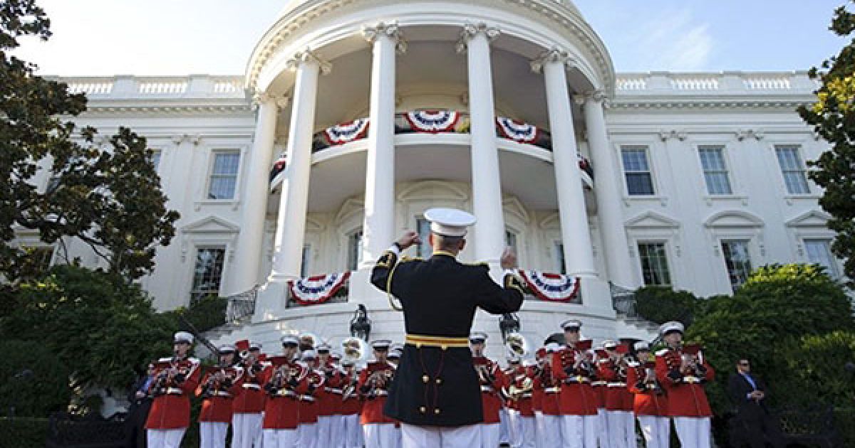 Президент США Барак Обама і перша леді Мішель Обама влаштували святковий прийом на Південній галявині Білого дому у Вашингтоні. / © AFP