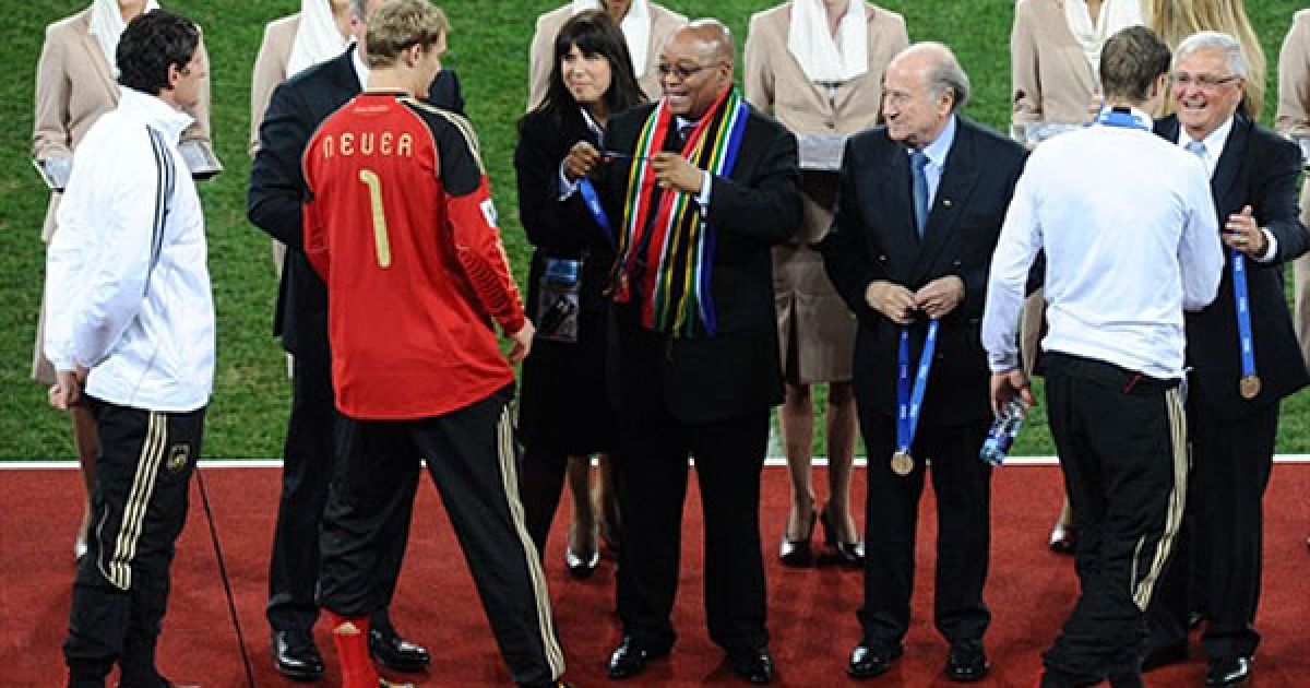 Збірна Німеччини перемогла збірну Уругваю з рахунком 3:2 і зайняла третє місце на Чемпіонаті світу з футболу-2010 у Південній Африці. / © AFP