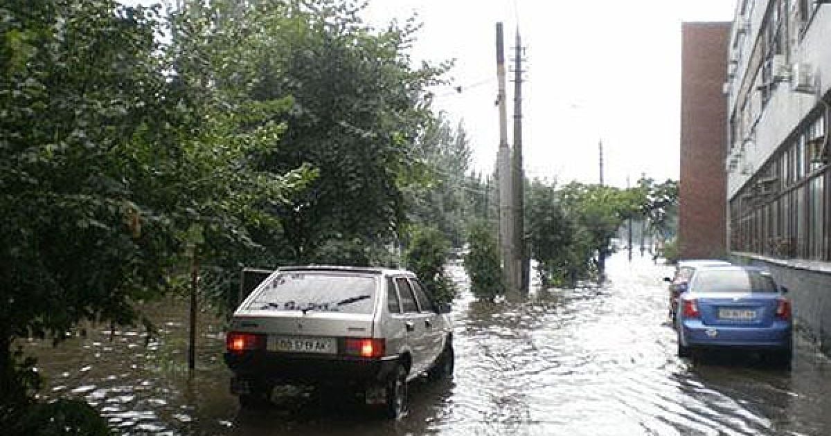 Луганськом пройшовся справжній ураган / © PHL.com.ua