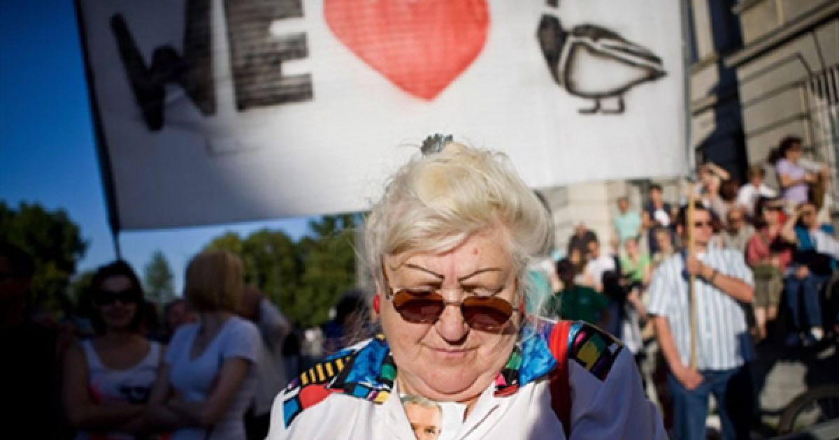 2.07. Мітинг на підтримку кандидата на пост президента Польщі Ярослава Качинського у Варшаві. 4 липня у Польщі відбудуться президентські вибори. / © AFP