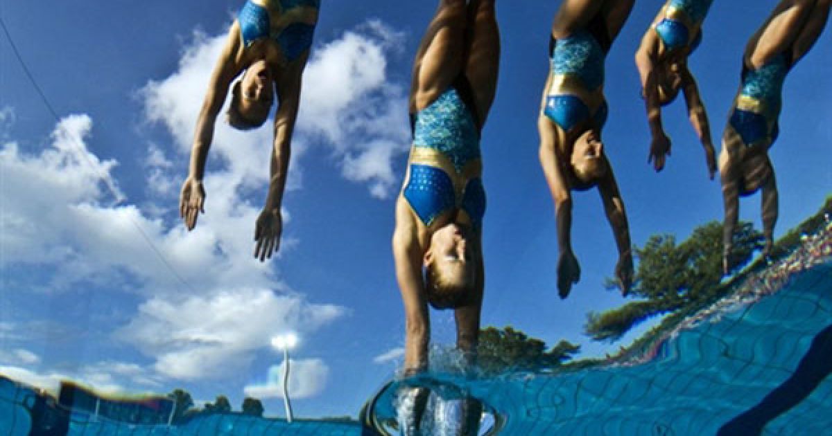 На чемпіонаті Європи з водних видів спорту в Угорщині завершились змагання з синхронного плавання. / © AFP