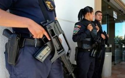 У Мексиці шефа поліції розстріляли разом з його малим сином