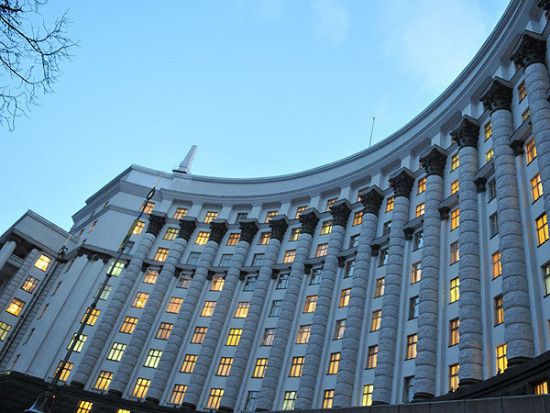 Кабмін сьогодні звільнить п'ять голів ОВА - ЗМІ