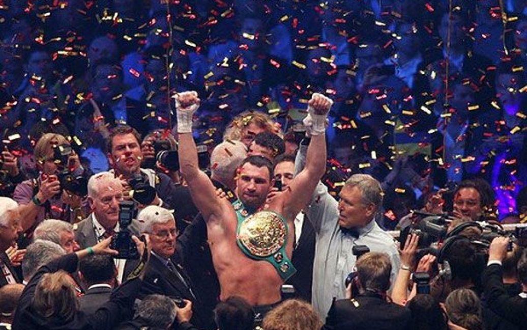 Віталій Кличко захистив пояс чемпіона світу у надважкій вазі за версією WBC / © Getty Images/Fotobank