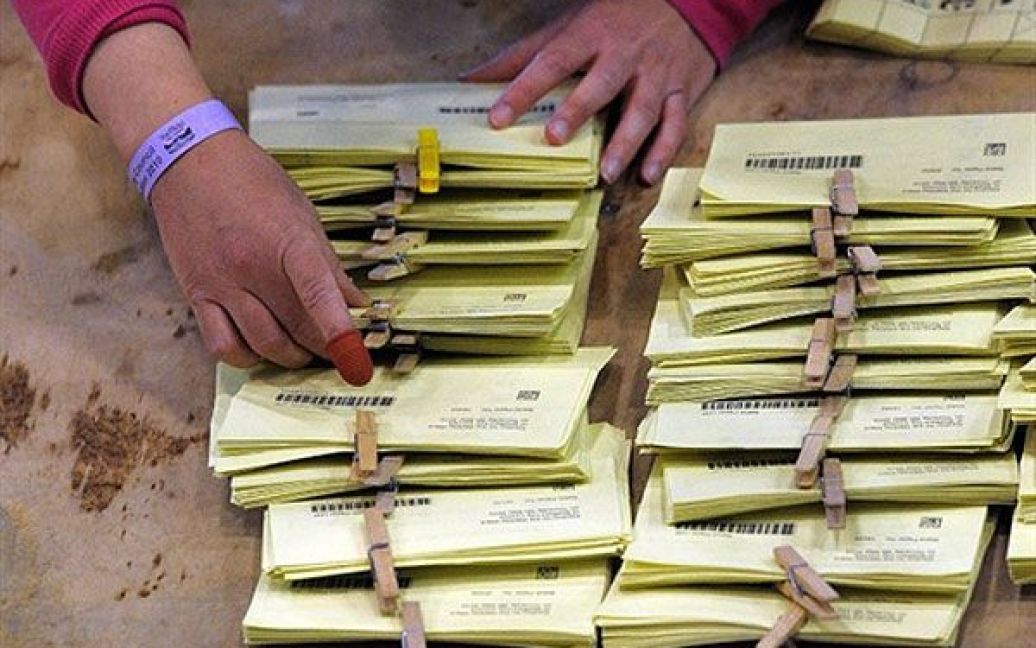 У всіх виборчих округах Великобританії відбулись парламентські вибори депутатів до нижньої палати парламенту - Палати громад. / © AFP