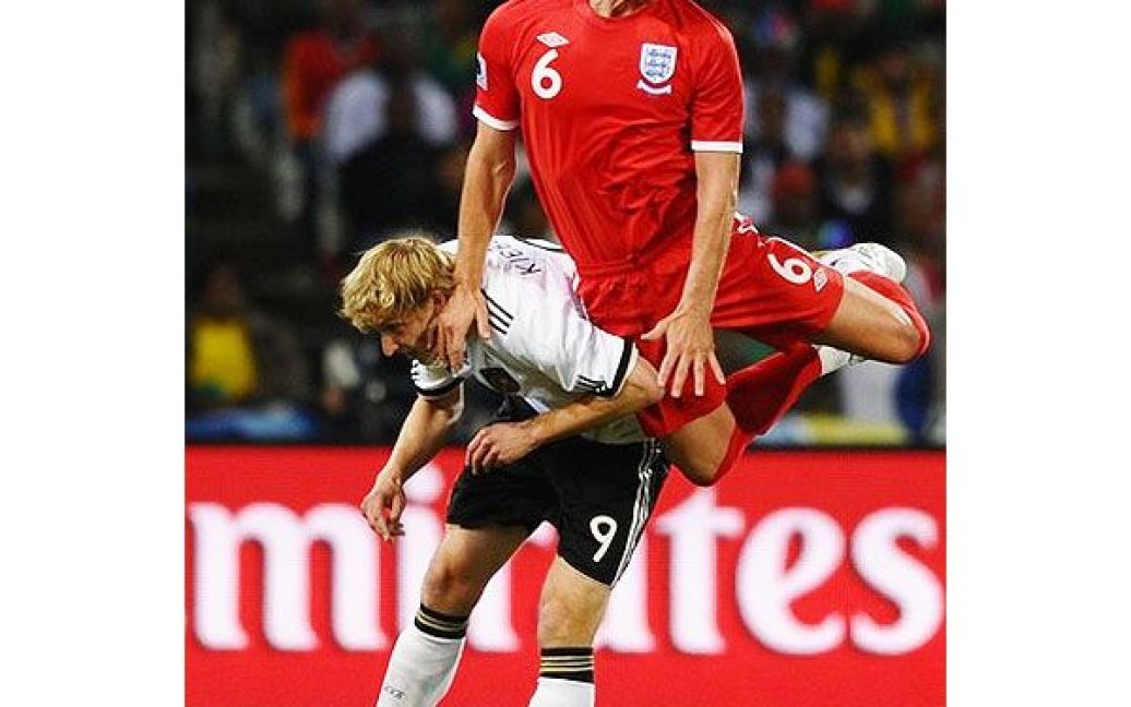 Збірна Німеччини розгромила Англію з рахунком 4:1 у 1/8 фіналу Чемпіонату світу. / © Getty Images/Fotobank