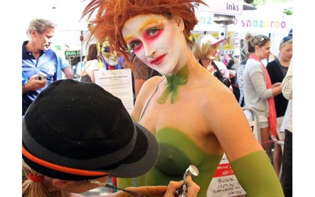 У австралійському містечку Еумунді протягом трьох днів проходив фестиваль боді-арту "Australian Body Art Carnivale 2010&Prime; / © Getty Images/Fotobank