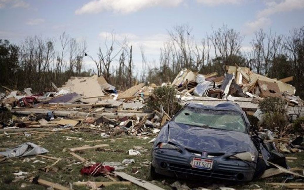 Потужний торнадо пройшовся територією американських штатів Іллінойс, Огайо і Мічиган. / © AFP
