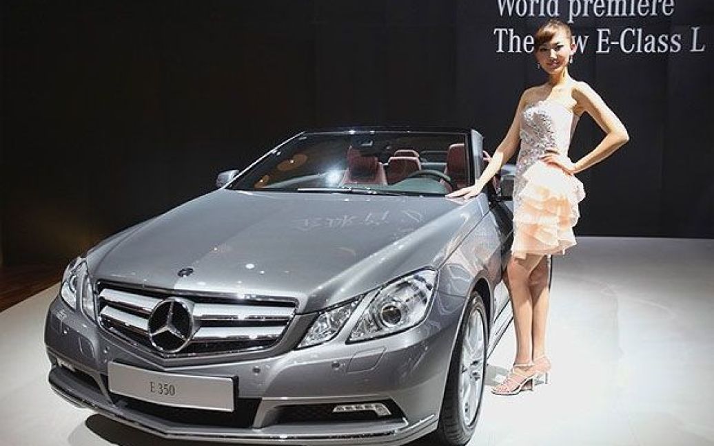 Азіатська прем’єра Mercedes-Benz E350 на автосалоні у Пекіні. / © Getty Images/Fotobank