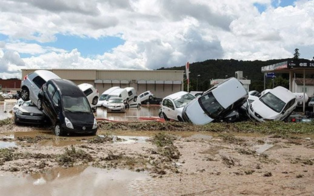На півдні Франції сильні зливи спричинили повінь / © AFP