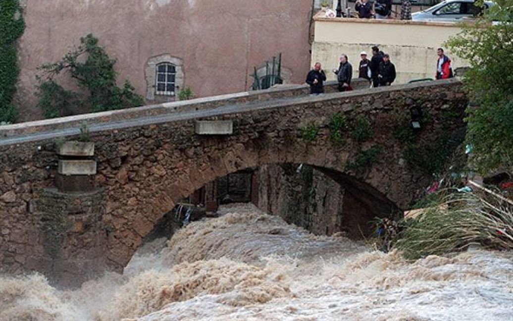 Через повінь у Франції загинули 10 осіб, ще чотири людини вважаються зниклими без вісті. / © AFP