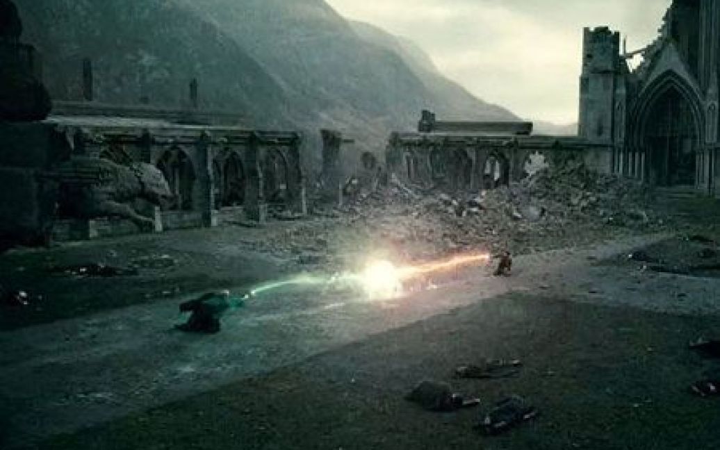 Кадр із "Гаррі Поттер і Дарунки Смерті. Частина 1" / © Film.ru