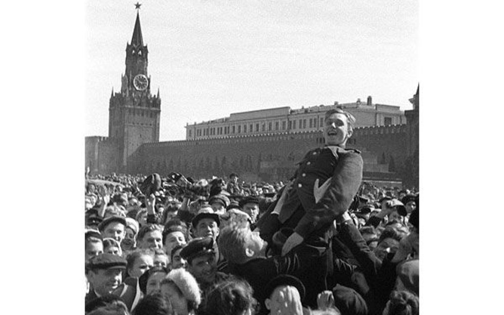 Святкування Перемоги на Красній площі у Москві. / © 