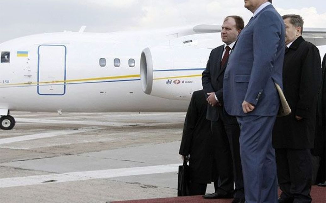 Віктор Янукович був присутній на першому польоті нового літака АН-158. / © President.gov.ua