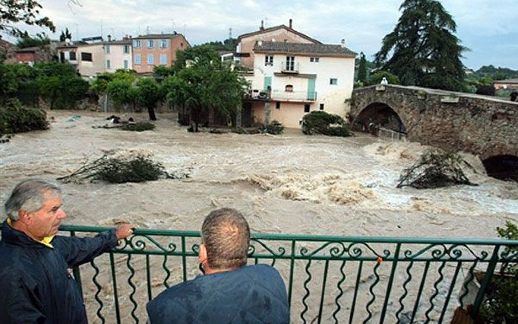 Річка вийшла з берегів / © AFP