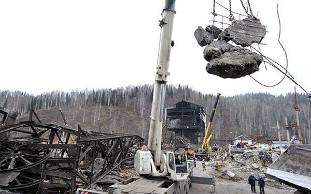 Рятувальники виявили ще вісім тіл загиблих гірників на шахті "Распадская" в Кемеровській області. / © AFP
