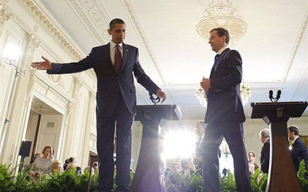 Президент Росії Дмитро Мєдвєдєв зустрівся у Вашингтоні зі своїм американським колегою Бараком Обамою. / © AFP