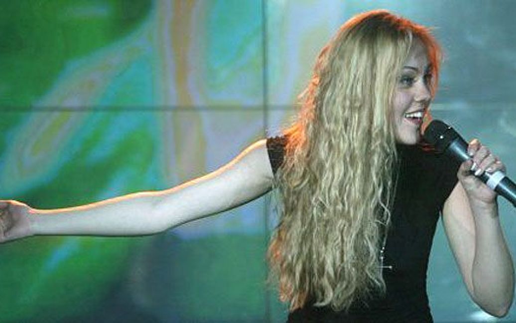 Співачку Alyosha, яка представлятиме Україну на конкурсі "Євробачення-2010", провели до Осло. / © УНІАН