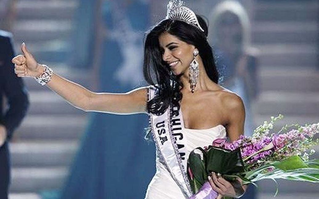 Титул "Міс США 2010" завоювала 24-річна американка арабського походження з Мічігану Ріма Факіх. / © bittenandbound.com