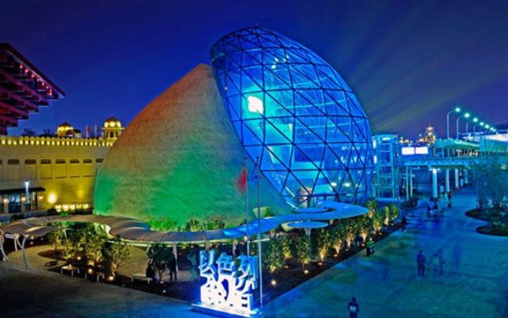Підсвічений павільйон Ізраїлю на всесвітній виставці "Expo 2010" / © The Telegraph