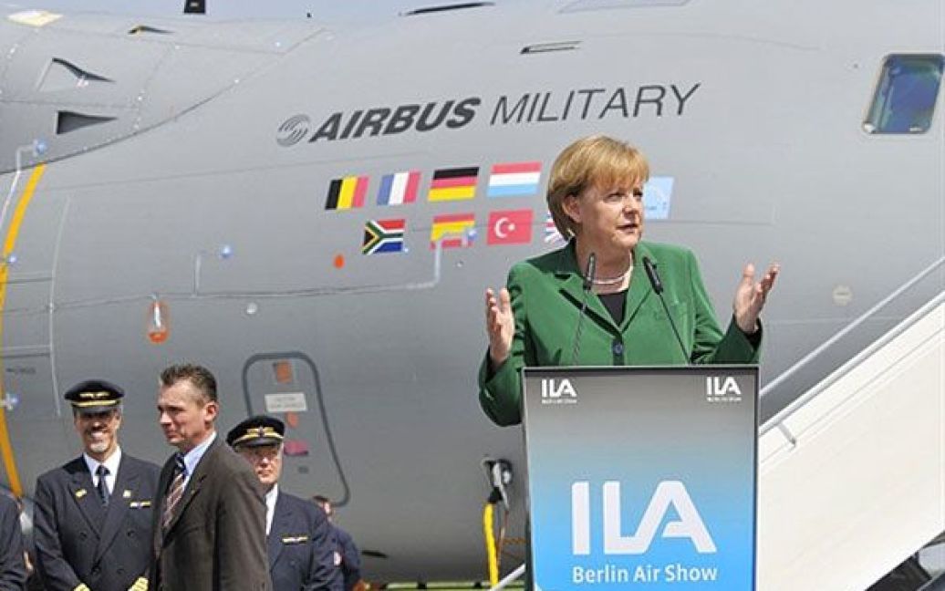 У Берліні відкрився міжнародний авіасалон ILA-2010, який відбувається раз на два роки і вважається однією з найголовніших подій у галузі. / © AFP