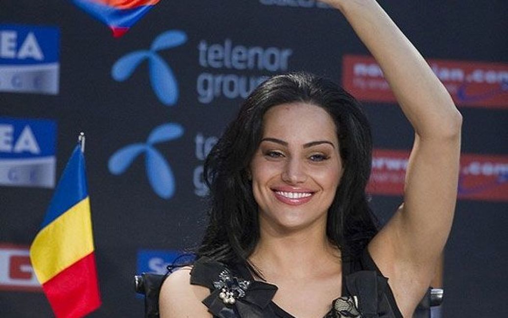 Єва Рівас (Арменія) з піснею "Apricot Stone" вийшла до фіналу "Євробачення-2010" / © Getty Images/Fotobank
