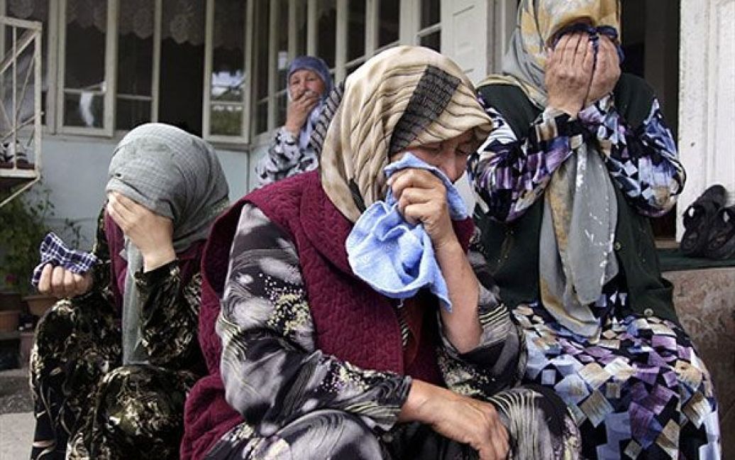 В окремих районах Оша, де проживають переважно узбеки, все ще зберігається напружена обстановка, райони фактично є закритими для правоохоронних органів або медичних працівників. / © AFP