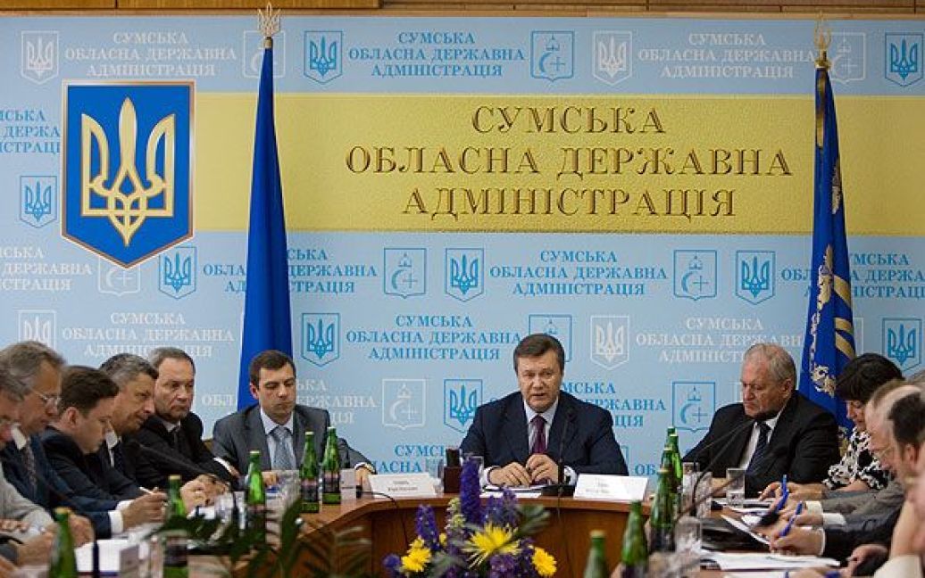 Президент у Сумській області розкритикував підлеглих, які не підготували сейозні пропозиції щодо розвитку регіонів. / © President.gov.ua