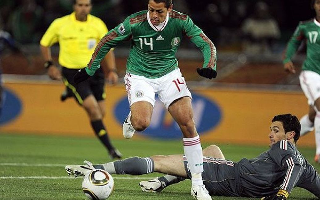 Ернандес вибіг один на один, обіграв Льоріса і відправив м&#039;яч у порожні ворота. / © Getty Images/Fotobank