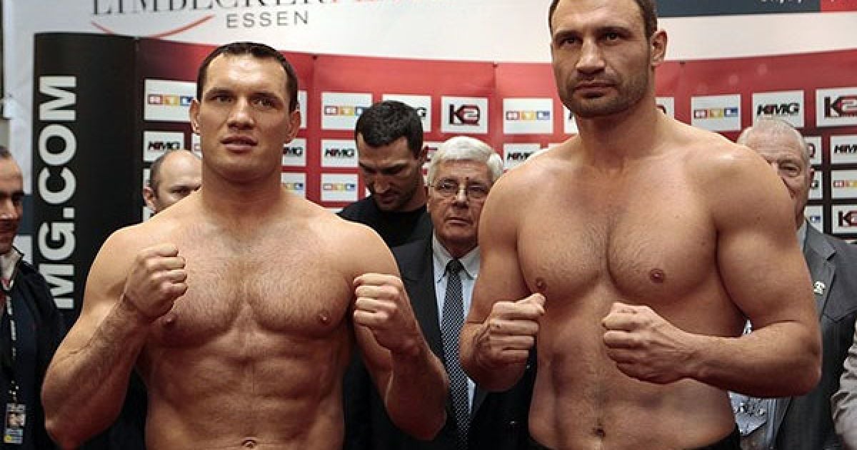 Чемпіон WBC у надважкій вазі українець Віталій Кличко виявився на 11 кг важчим за свого суперника поляка Альберта Сосновського. / © Getty Images/Fotobank