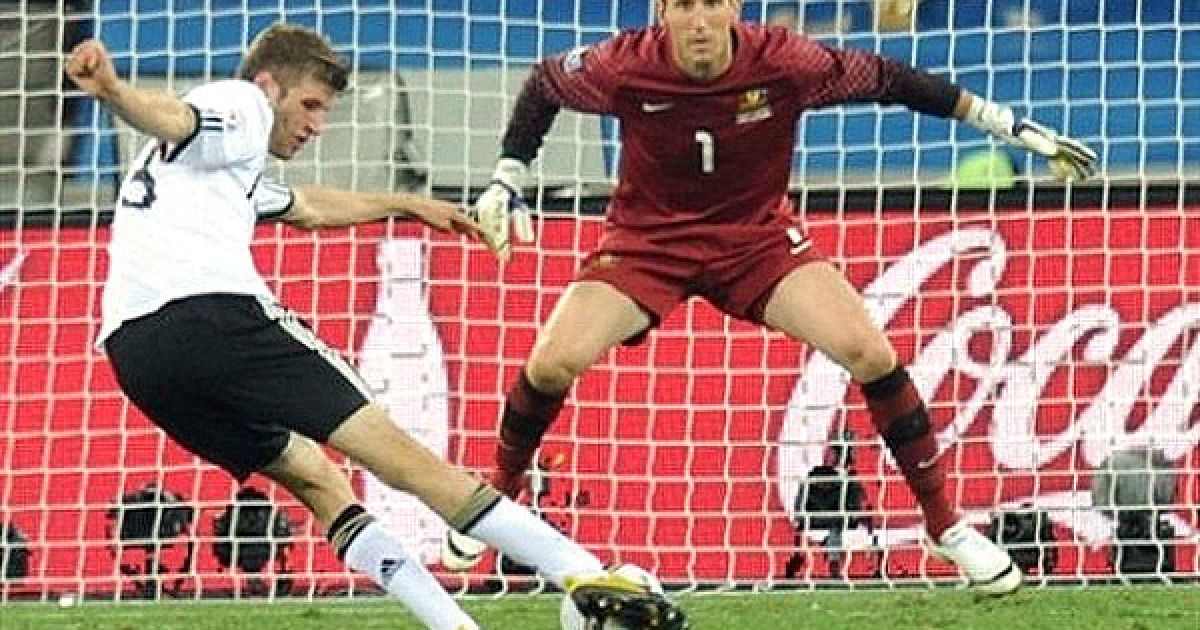 Мюллер забиває третій гол у ворота австралійців