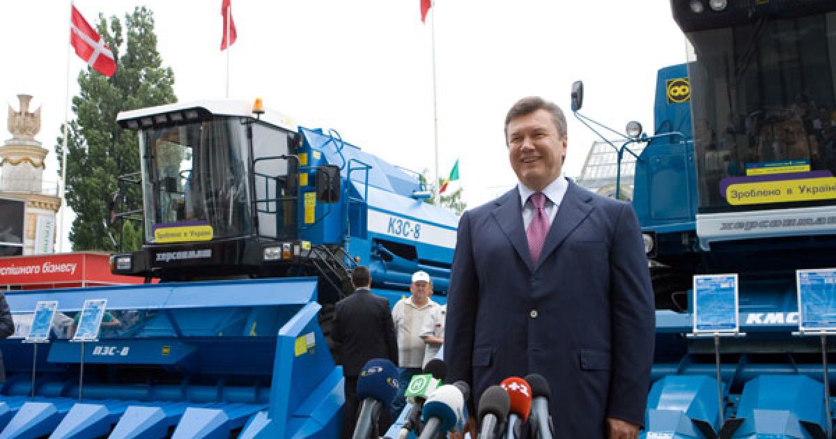 "Сьогоднішня виставка є яскравим взірцем працьовитості українського народу, його постійного прагнення до вдосконалення", &ndash; сказав Віктор Янукович