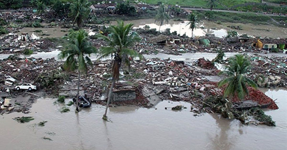 Потужні зливи спричинили повінь і зсуви у північно-східних регіонах Бразилії / © AFP