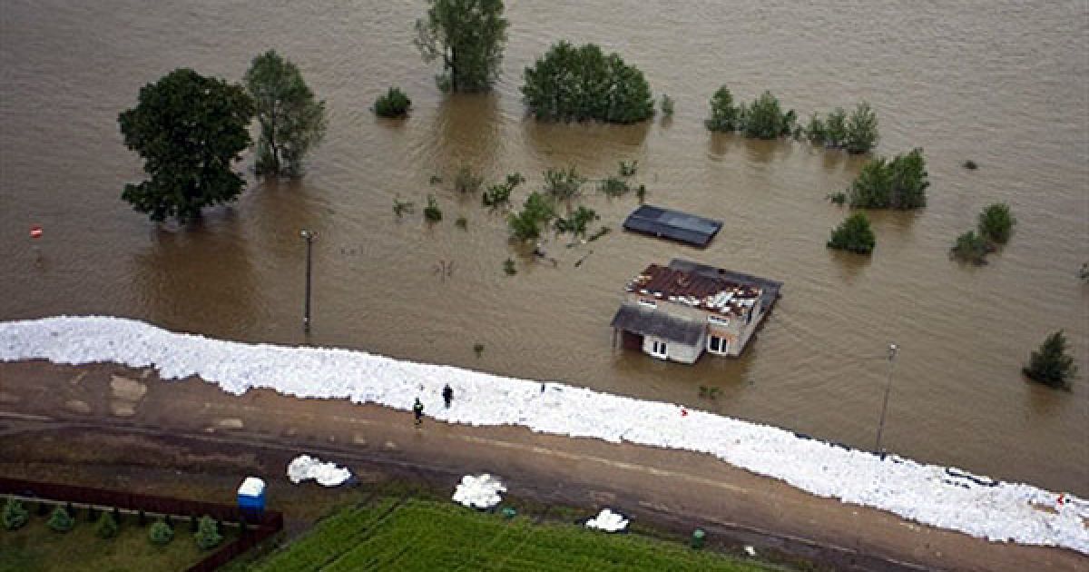 Рекордно високий рівень води у Віслі було зафіксовано в 1844 році, тоді вода піднялася до позначки 8,52 метра. / © AFP