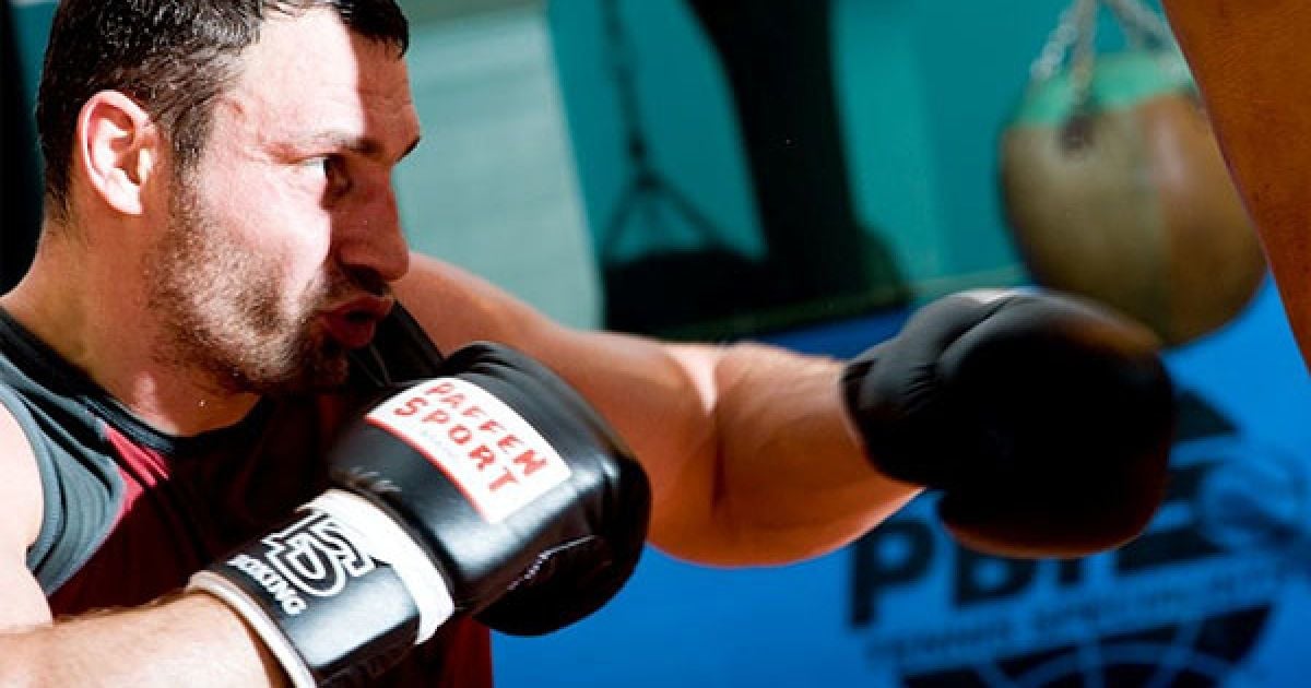 29 травня у Німеччині відбудеться бій між чемпіоном світу з боксу WBC Віталієм Кличком і поляком Альбертом Сосновськи.