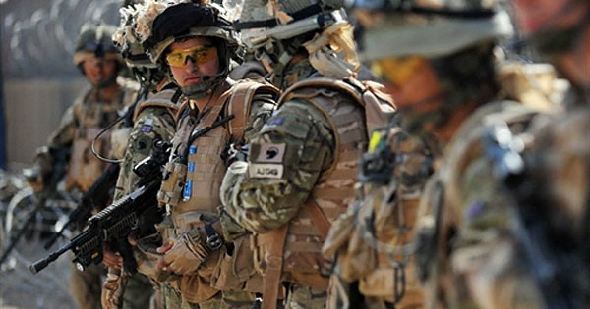 На руки піхотинці льодяники не отримають